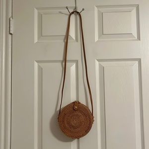round rattan bag